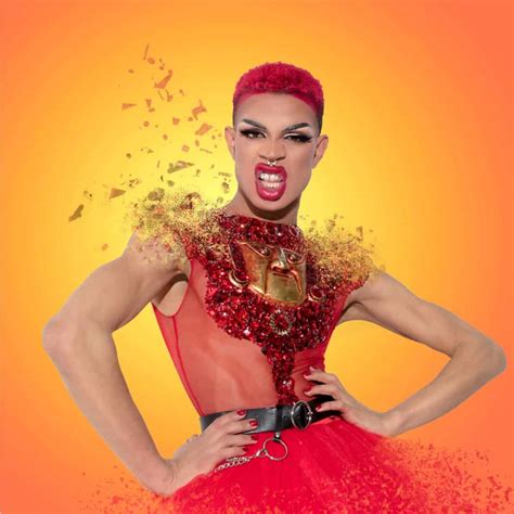 yvie oddly head|Yvie Oddly .